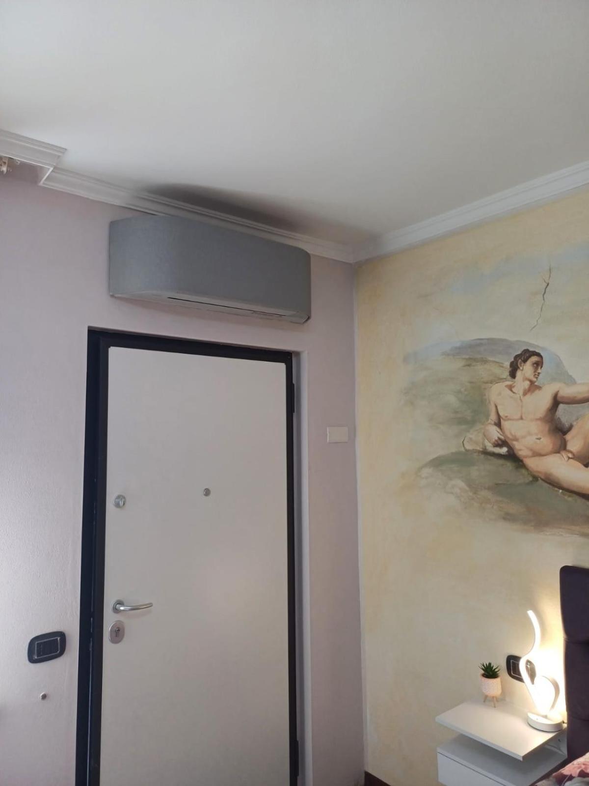 Maryhouse - Ingresso Indipendente Hotel Venegono Superiore Exterior photo